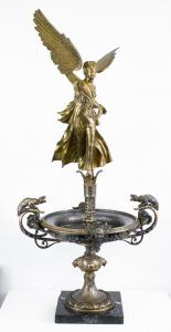 XIX secolo, Vittoria alata in bronzo dorato
